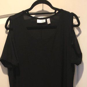 Plus Size Black Maxi Cold Shoulder Dress (Petite)